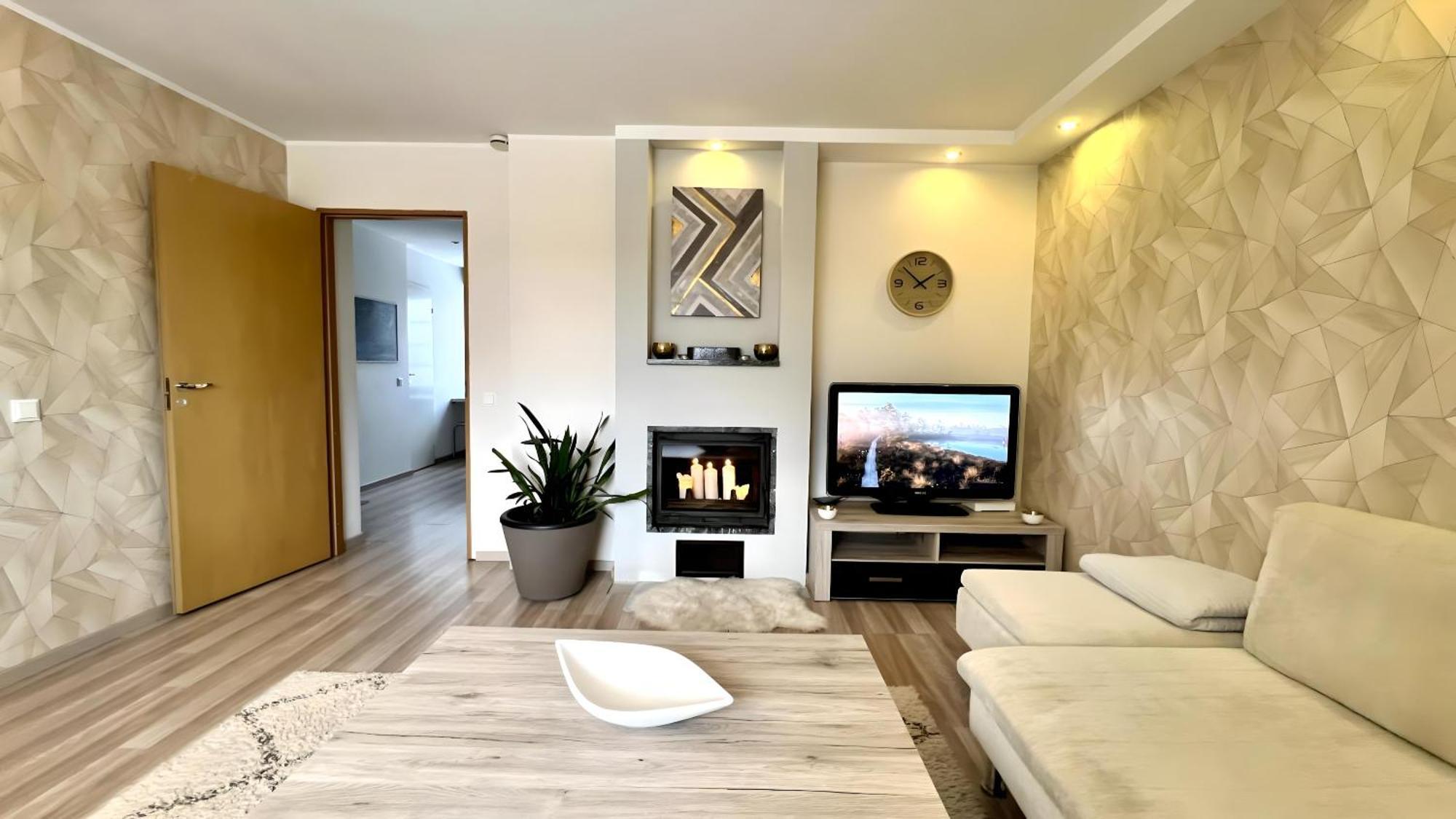 Historic Charm - Cozy Nordic Retreat In Time-Honored Residency Lägenhet Tallinn Exteriör bild